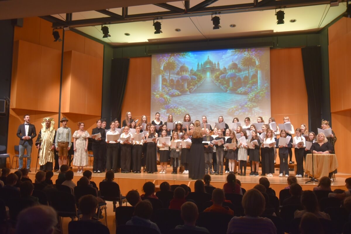 Die Zauberflöte Girls-Chor 15.03.2026 Vorschaubild