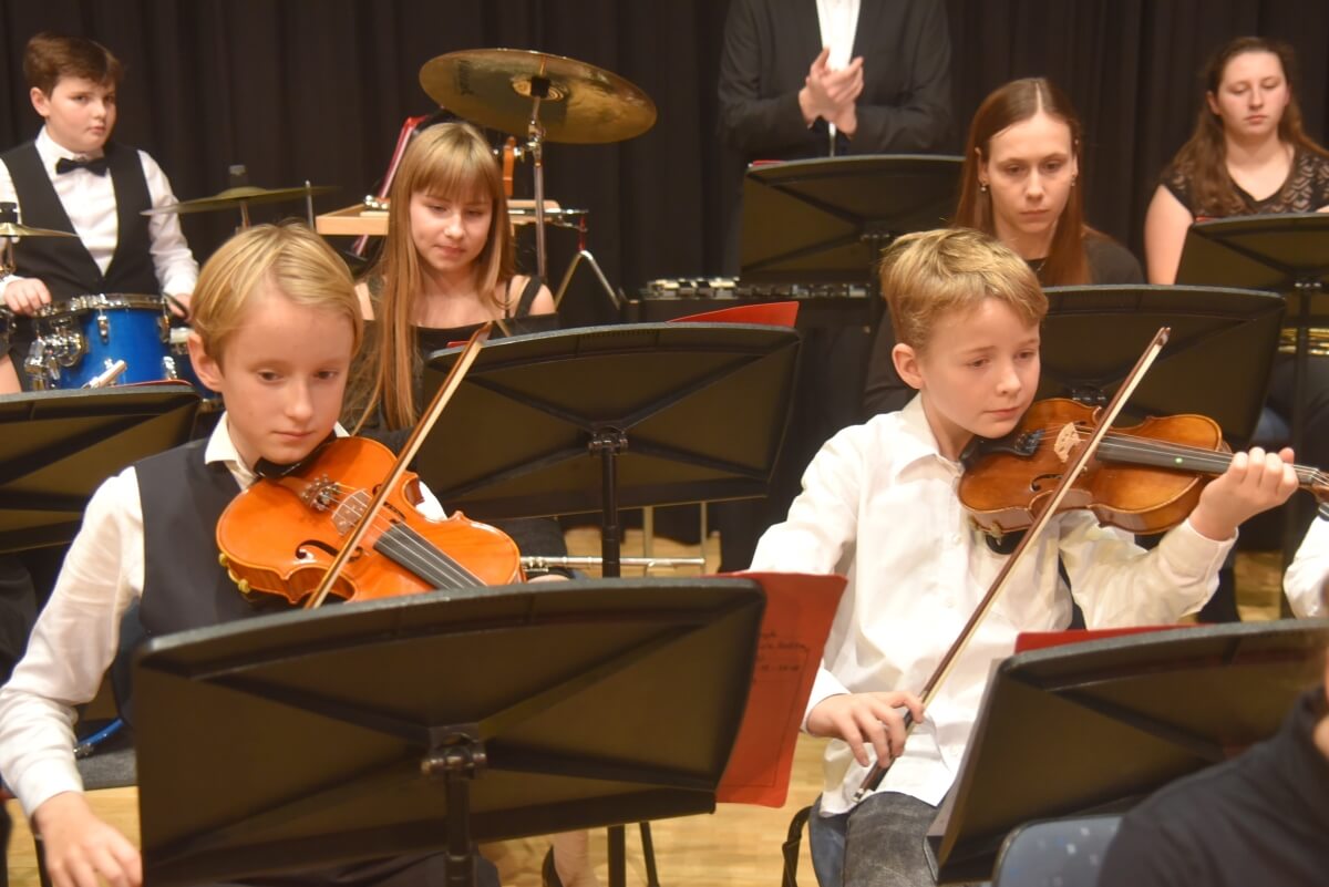 Weihnachtskonzert der Sinfonieorchester, 12.12.2023 Vorschaubild