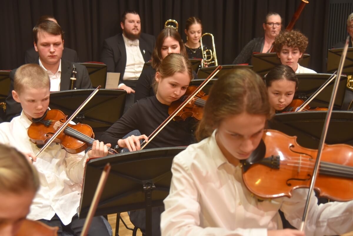 Weihnachtskonzert der Sinfonieorchester, 12.12.2023 Vorschaubild