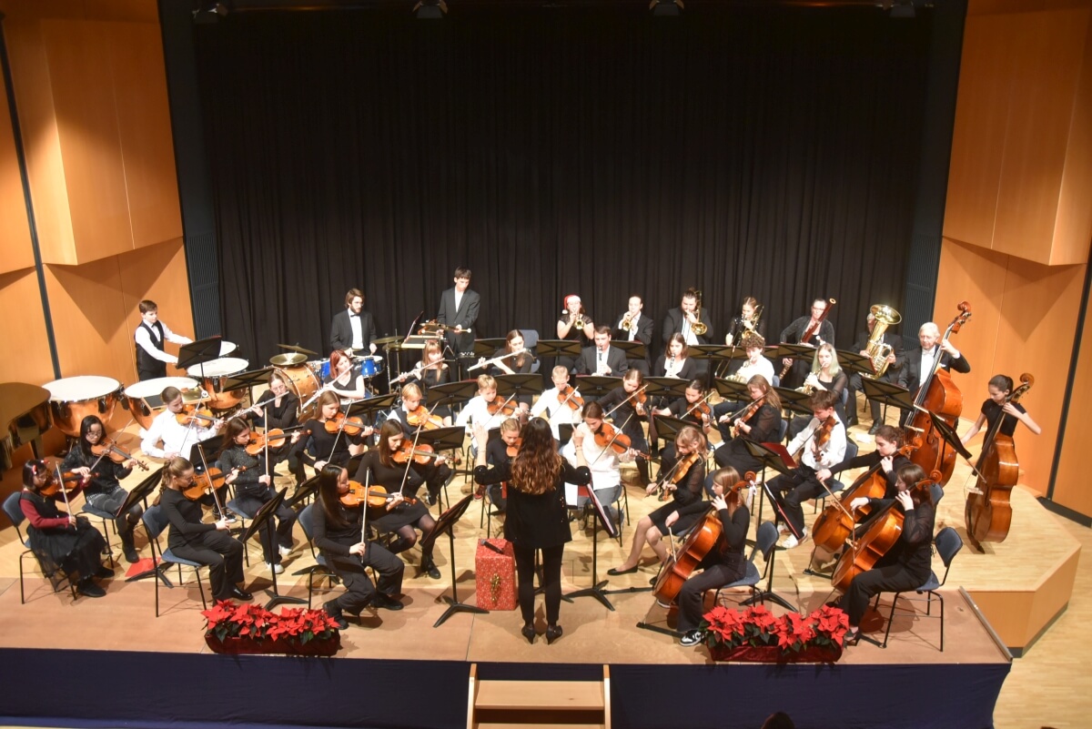 Weihnachtskonzert der Sinfonieorchester, 12.12.2023 Vorschaubild