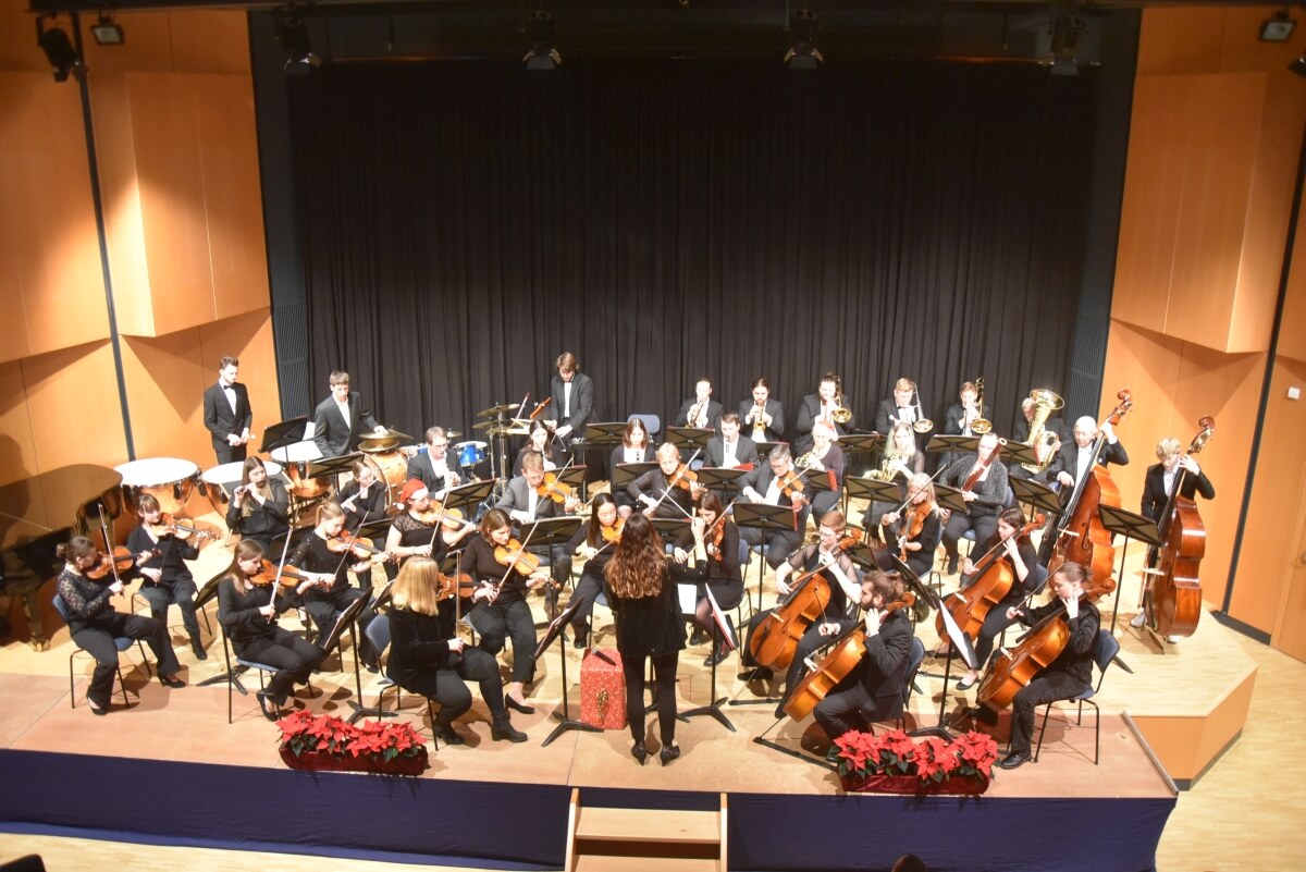 Weihnachtskonzert der Sinfonieorchester, 12.12.2023 Vorschaubild