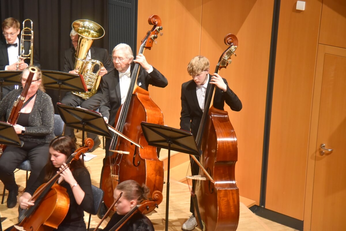 Weihnachtskonzert der Sinfonieorchester, 12.12.2023 Vorschaubild